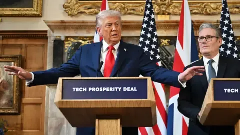 Trump Proposes Keir Starmer Could Use Armed Forces to Control UK Borders